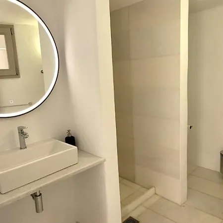 Mikro Chorio * Kostos