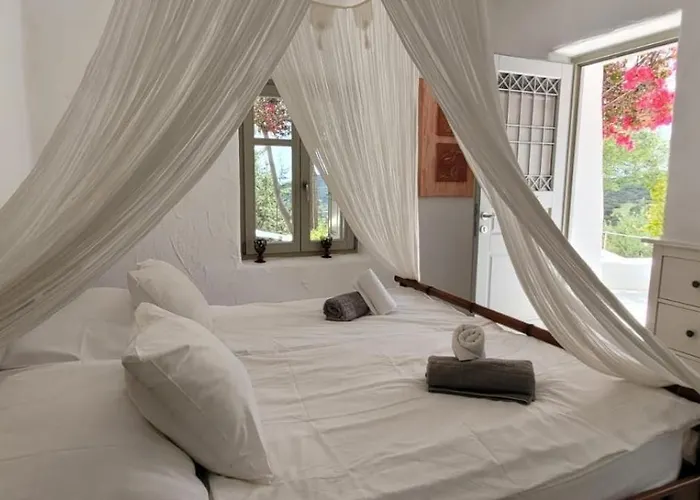 Vila Mikro Chorio Kostos